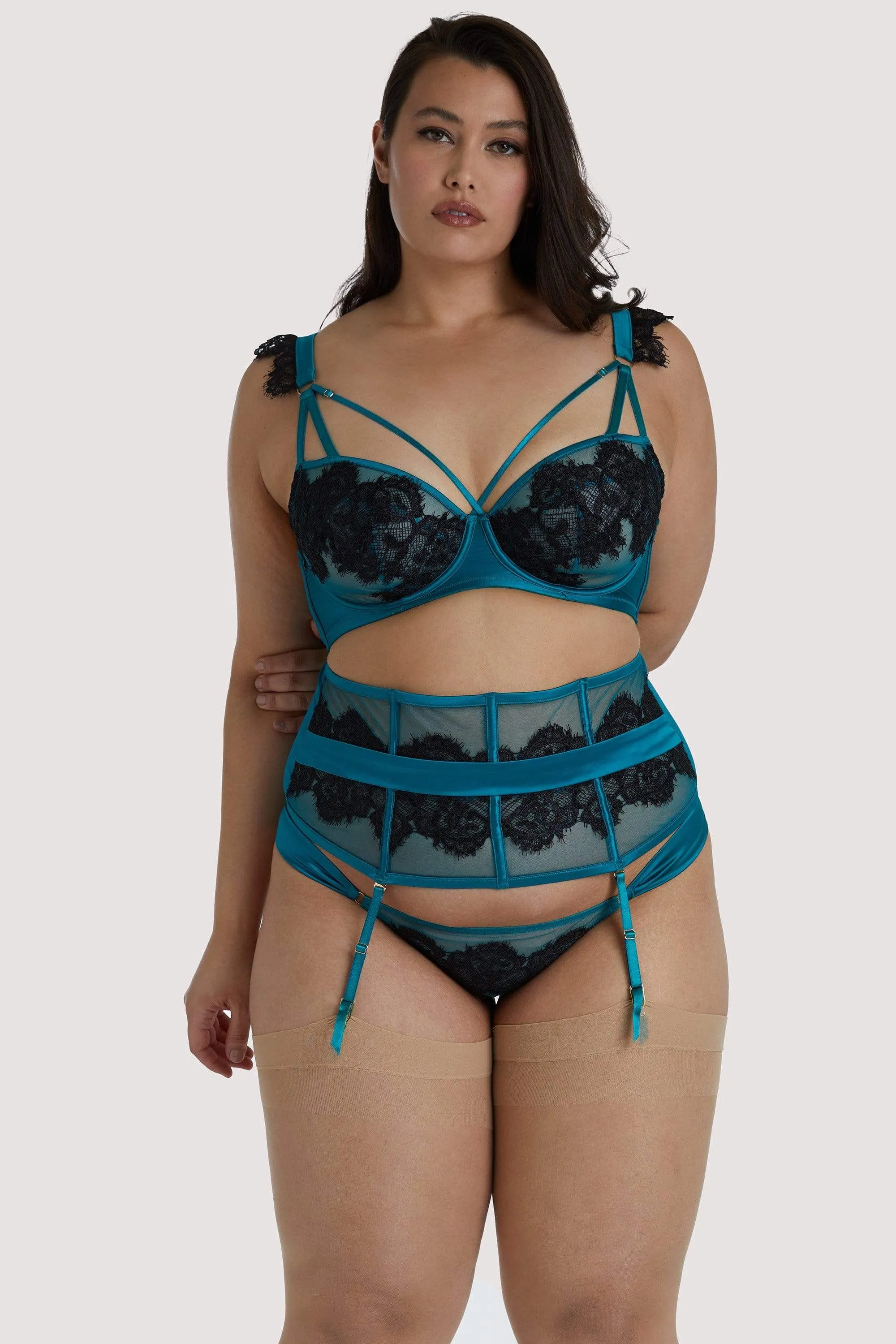 Anneliese Teal Waspie