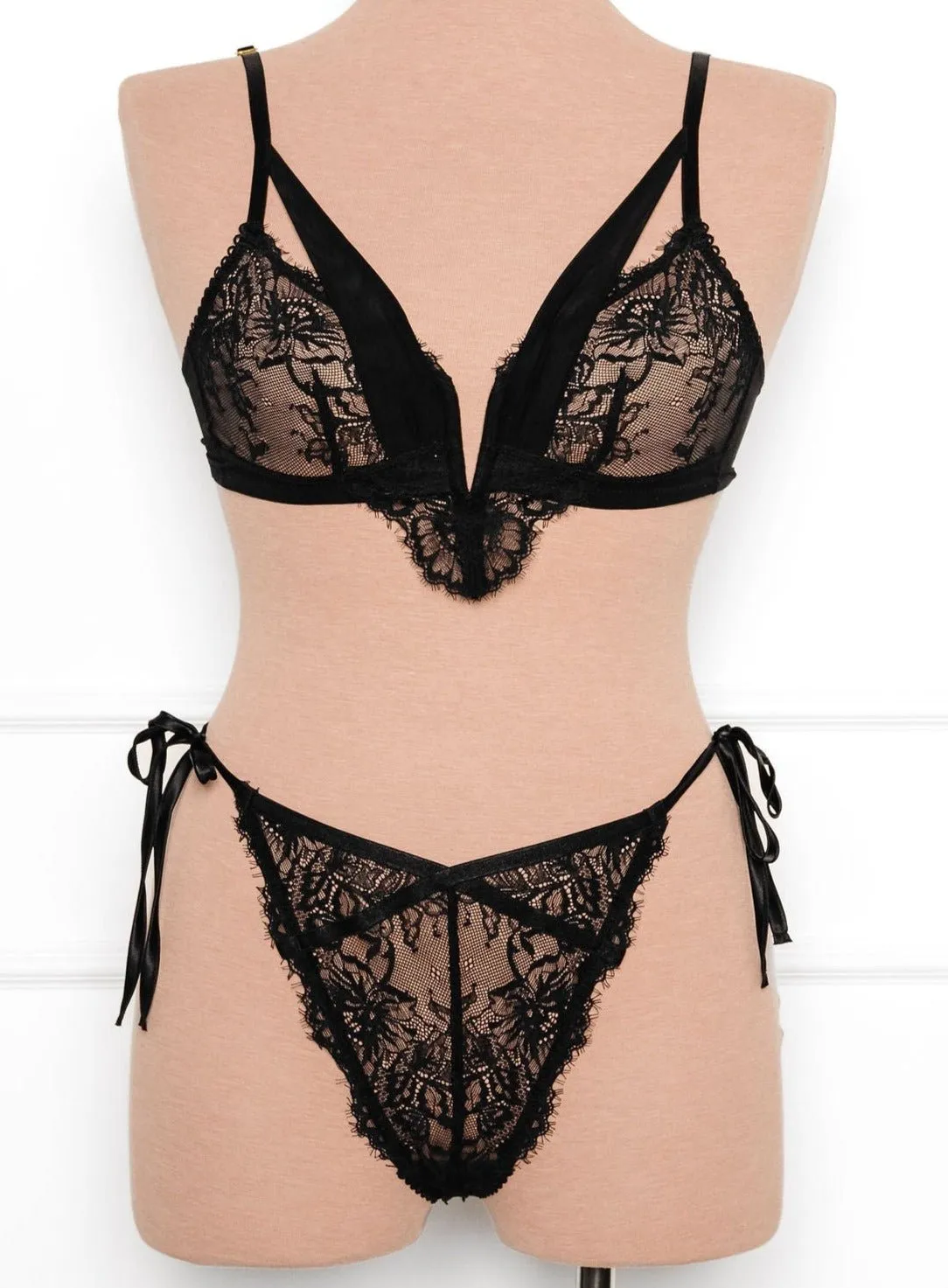 Lace & Mesh V-Wire Bralette - Black