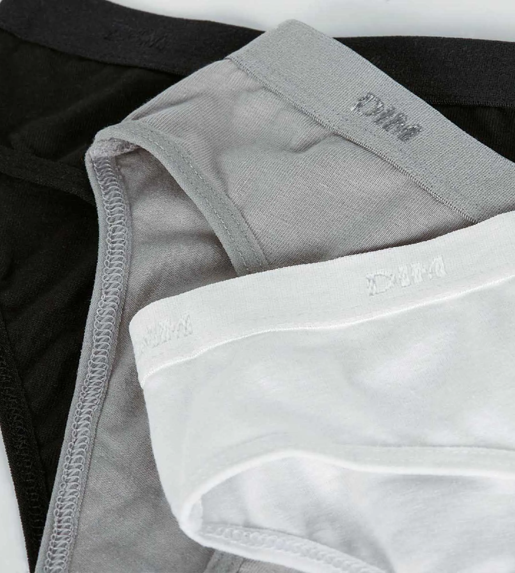 Pack of 3 white. black and grey knickers Les Pockets DIM Girl