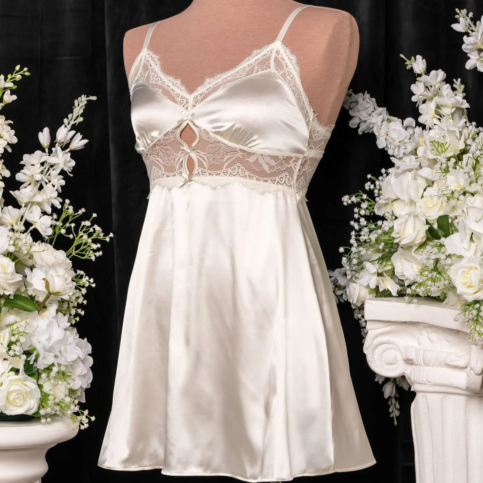 Satin & Eyelash Lace Slip - Pearl