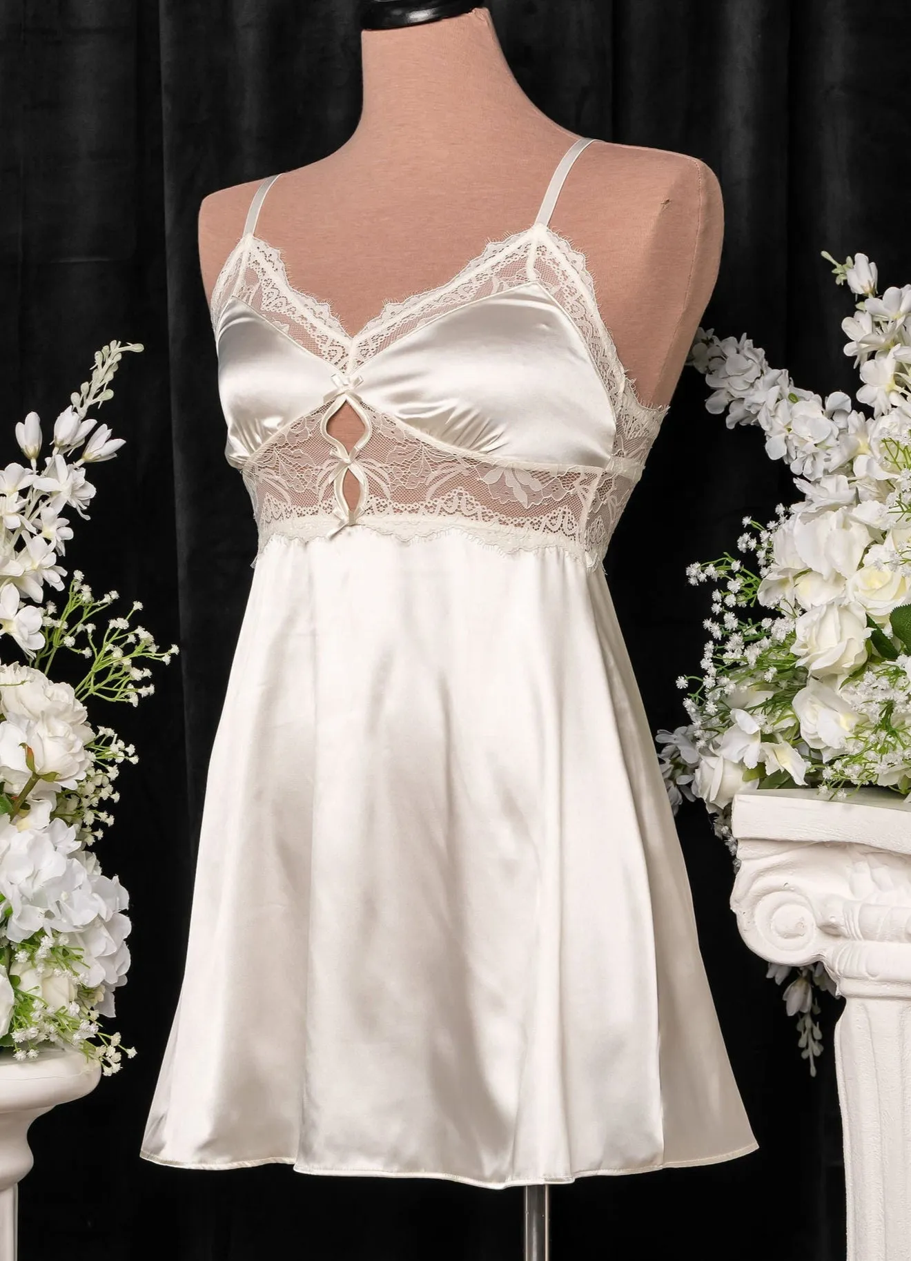 Satin & Eyelash Lace Slip - Pearl