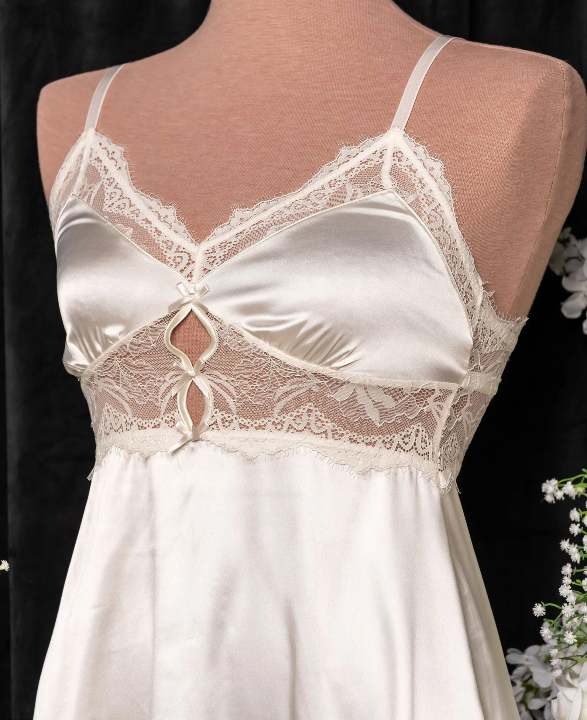Satin & Eyelash Lace Slip - Pearl