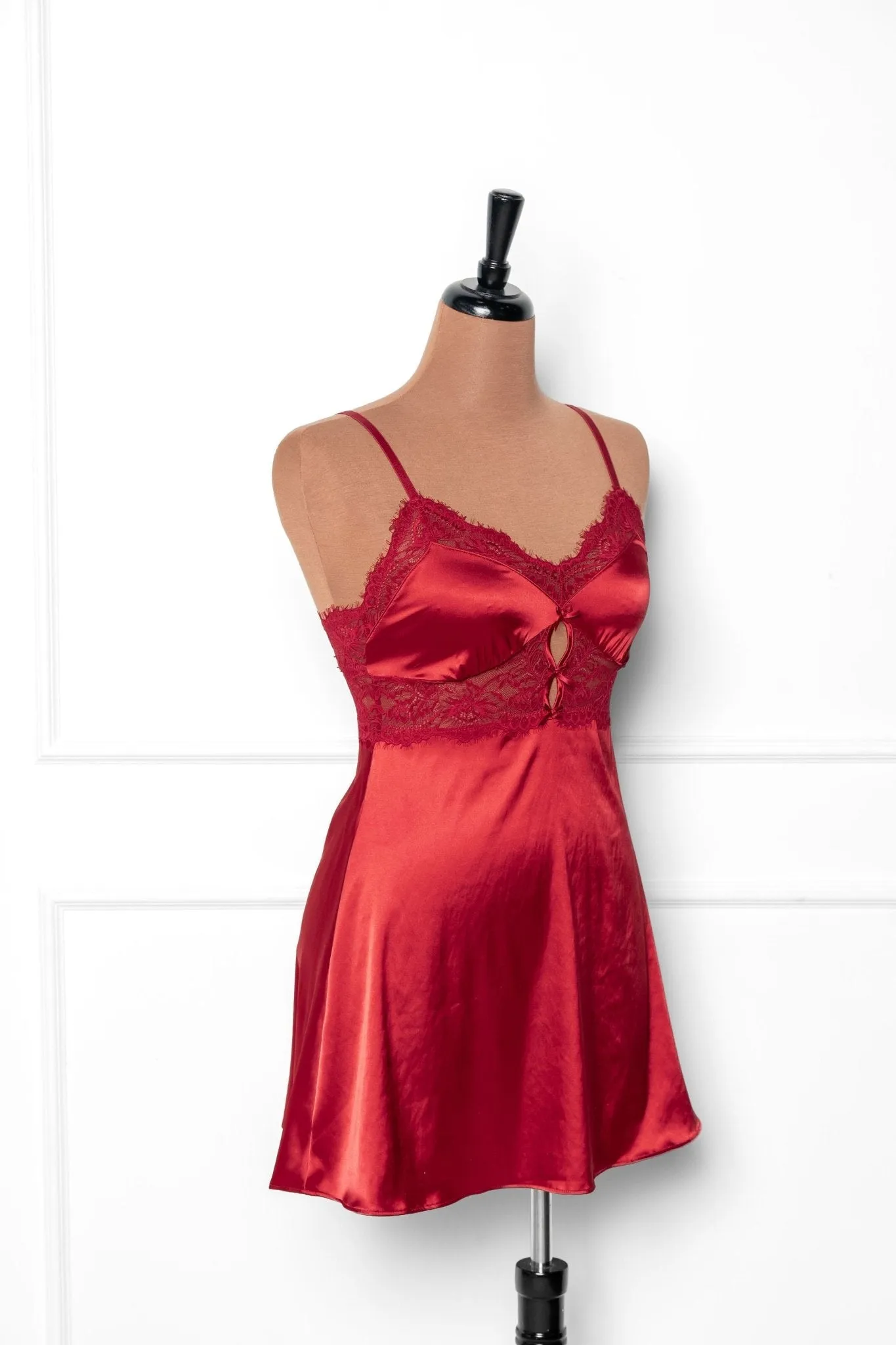 Satin & Eyelash Lace Slip - Red