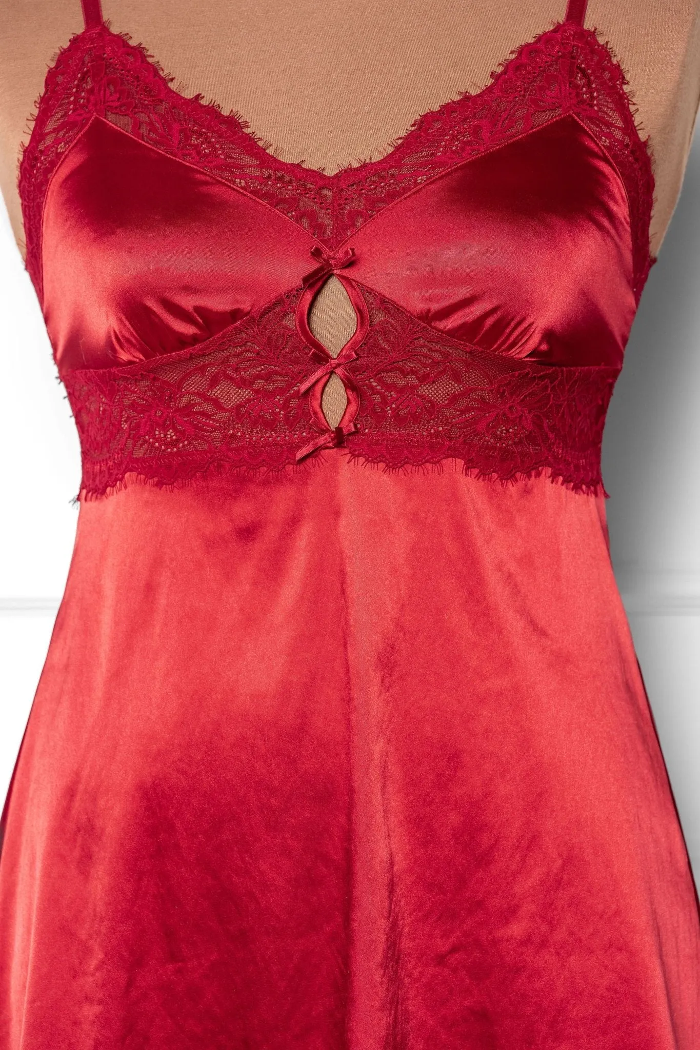 Satin & Eyelash Lace Slip - Red