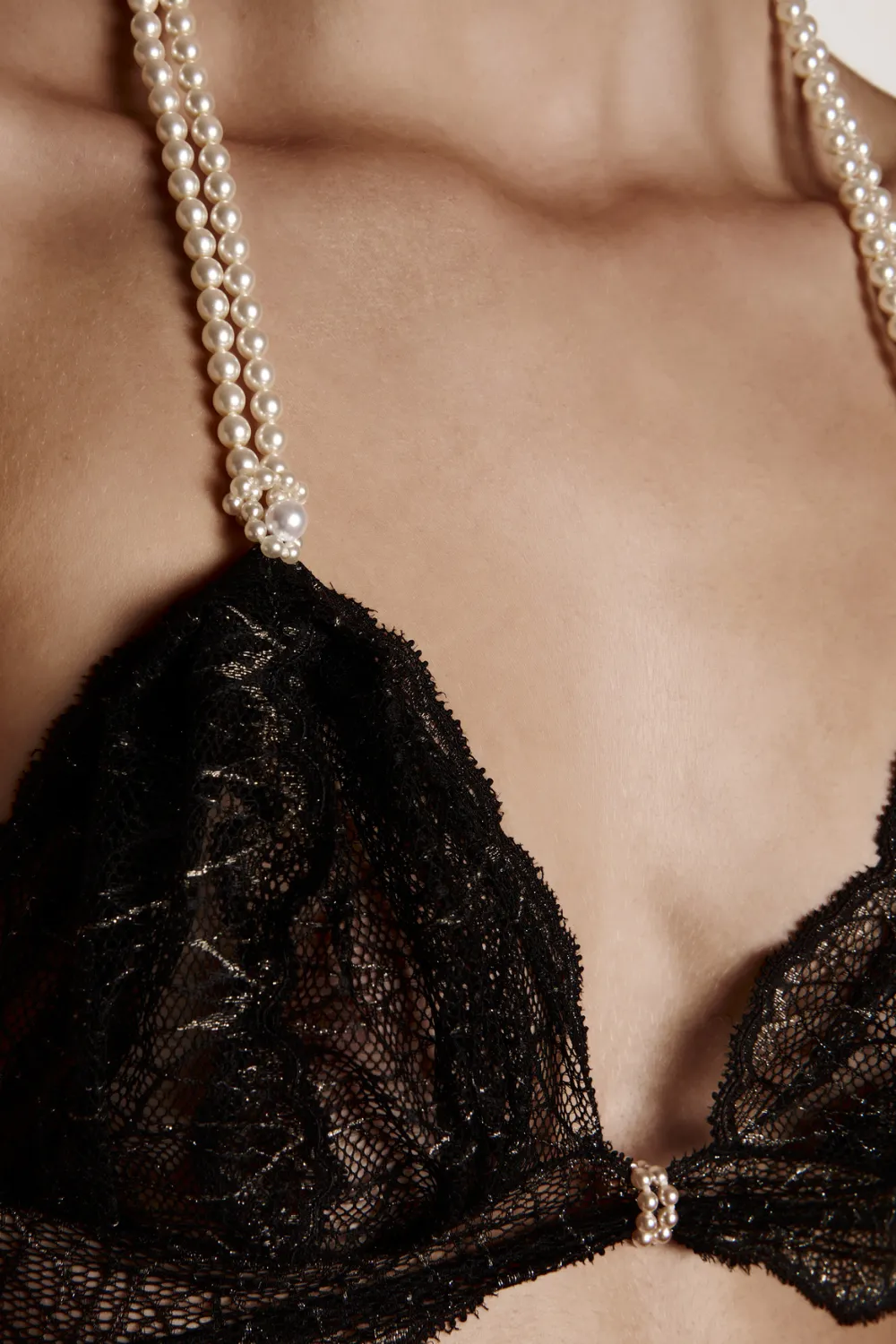 Sydney Daisy Pearl Bra in Black